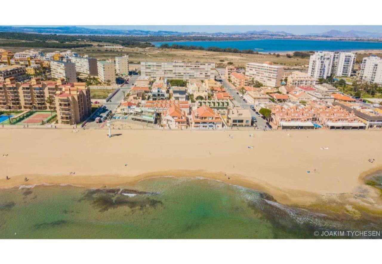 30 Beach House - Bbq & Terrace La Mata  Exterior photo